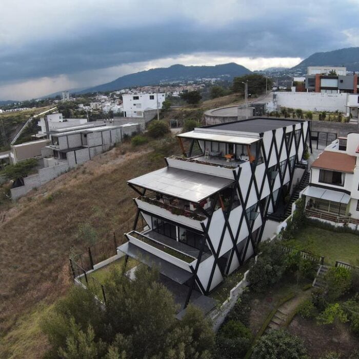 VISTA HERMOSA DE NAYON (2)
